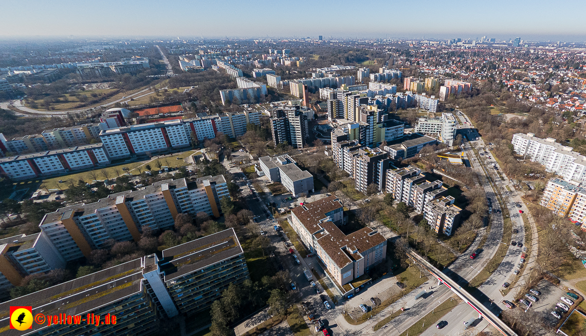 15.02.2023 - Marx-Zentrum und Karl-Marx-Ring mit Umgebung in Neuperlach